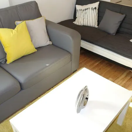 Apartment Aire Elegant Ground Floor 2 Bed 2 Bath Including Parking